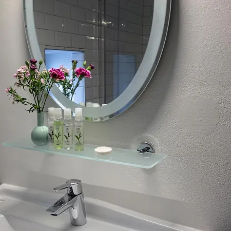 ホテル Opus 1910 *